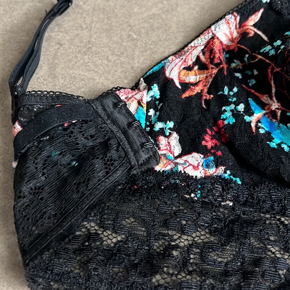 Sexy bralette size S - Picture 4 of 6